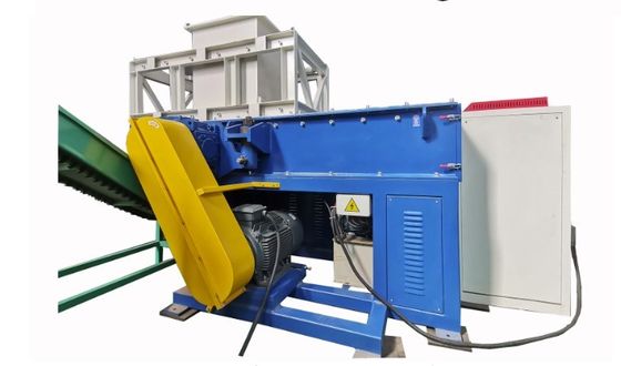 200-8000 kg/h Produktionskapazität Kunststoffschredder für Schaumstoff und Abfälle aus Faserbekleidung