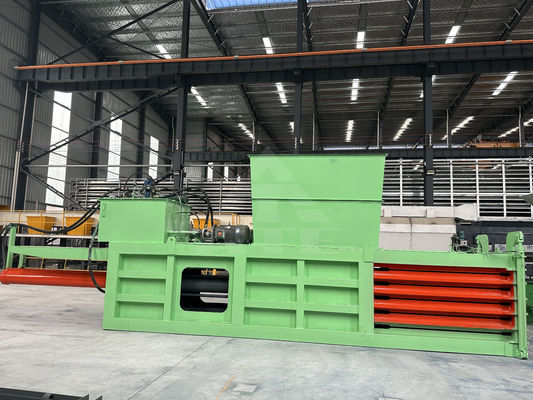 Textilabfallrecycling Horizontale hydraulische Verdichter-Balermaschine für Flaschenpressen