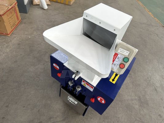 Kunststofftyp PP/PE-Recyclingmaschine Preise Kunststoffflasche Zerkleinerungsschrott Brechmaschine