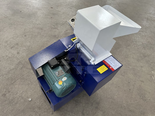 Kunststofftyp PP/PE-Recyclingmaschine Preise Kunststoffflasche Zerkleinerungsschrott Brechmaschine