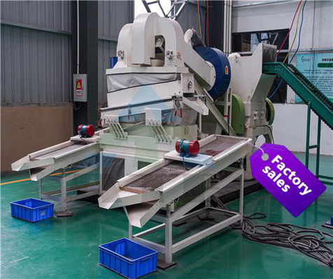 Abfall-Kupfer-PVC-Granulator Trenn-automatischer Abfallkabel-Granulator Ausgangsgrößen 3cm