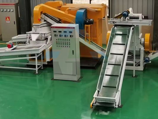 300-500 kg/h Kapazität Kupferdraht-Granulator-Schredder zur Trennung von Kunststoff und Kupfer
