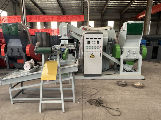 3000L/H Kupferdraht-Recycling-Maschine Kupferkabel Granulator Automatische Trockene Kupfer-Reismaschine