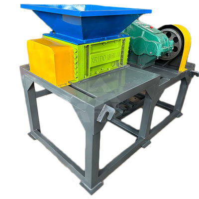 Doppelwellenmaschine für Kunststoffschredder für Endprodukt 1-10 cm und Gewicht 5000 kg