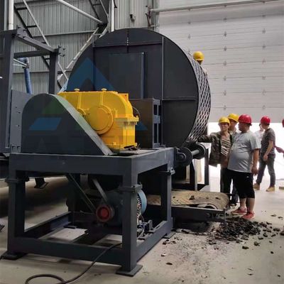 2-3 Tonnen Kapazität Hochproduktivität Reifen Zerkleinerungsmaschine für die Recycling von Altreifen