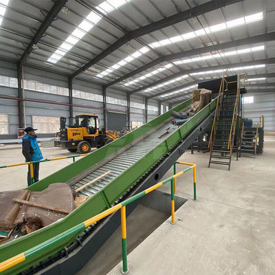 200-2200mm Eingangsgröße Doppelwellenholz-Plastikkarton-Schredder mit Förderband
