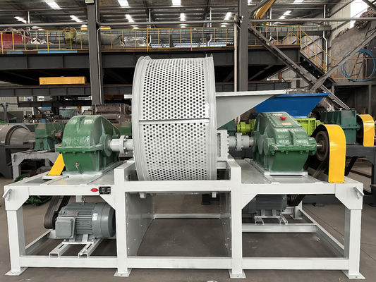5000 kg Gewicht Doppelwellen-Schredder für Reifen-Recycling-Anlage