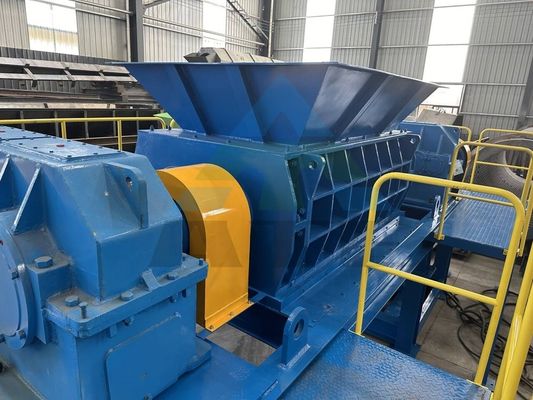PLC-Steuerung Stahlschredder für das Recycling von Reifenabfällen und die Herstellung von Gummipulver