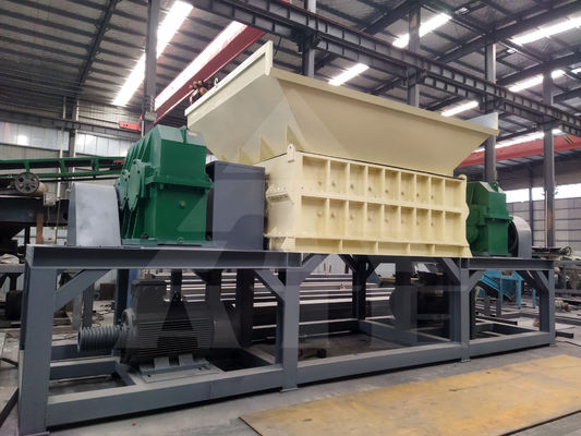 Zwei-Wellen-Typ automatischer Doppelwellen-Metallschrott-Rohr-Kunststoff-Schredder zum Recycling