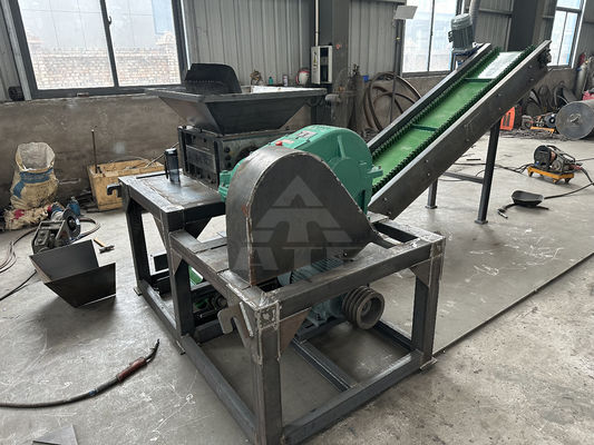 Anpassungsfähiger Single Power Double Shaft Metallschredder für die Aluminiumverarbeitung in Malaysia