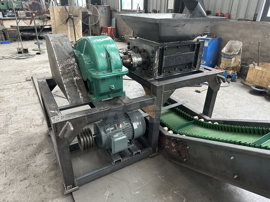 Einzelleistung 50 kW Schredder für die Zersetzung von Kunststoffpapier und Metallschrott