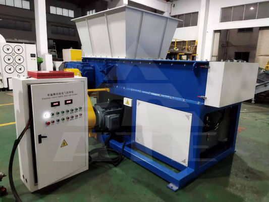 2850 kg Single Shaft Waste Cardboard Shredder für Holz-Plastik-Metall in Indien