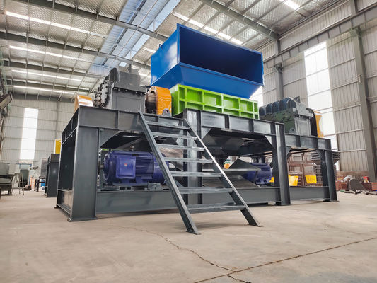 200-2200 mm Eingangsgröße Automatischer Schrottmetall-Kunststoff-Schredder für den Recyclingprozess