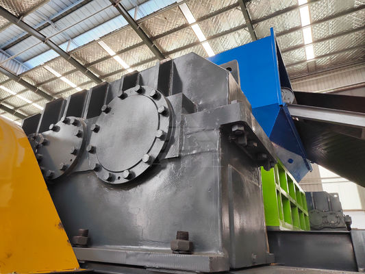 200-2200 mm Eingangsgröße Automatischer Schrottmetall-Kunststoff-Schredder für den Recyclingprozess