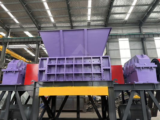 Kompaktes Schrottmetall Gummi Kupfer Doppelschacht Recycling Kunststoff Schredder Maschine 2000m