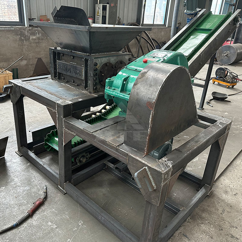 Einzelkraftmaschine mit Doppelwellen-Schredder für das Heim-Recycling von Kunststoffen und Kleinmetallen
