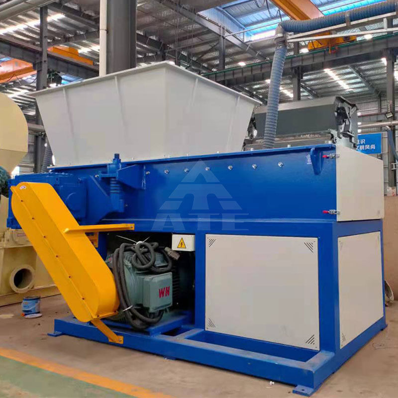 2850 kg Single Shaft Waste Cardboard Shredder für Holz-Plastik-Metall in Indien